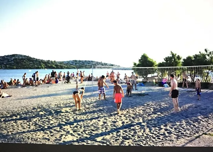 Lili Апартаменты *